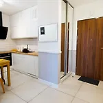 Apartamentysnu, Wola Komfort I Z Parkingiem Apartamento Varsovia