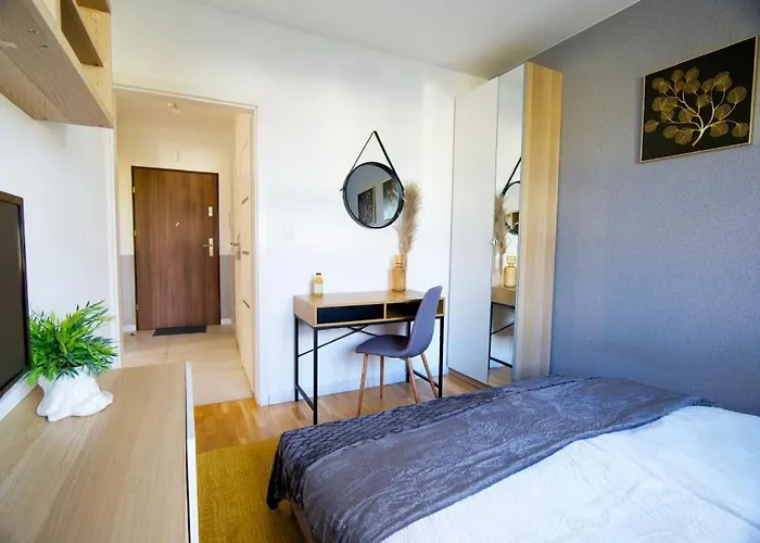 Apartamentysnu, Wola Komfort I Z Parkingiem アパート ワルシャワ