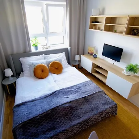Apartament Przytulne Mieszkanie Z Parkingiem Wola Warszawa